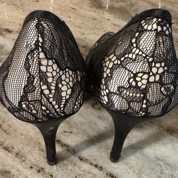 Ladies High Heels Size 7M - Picture 2 of 4